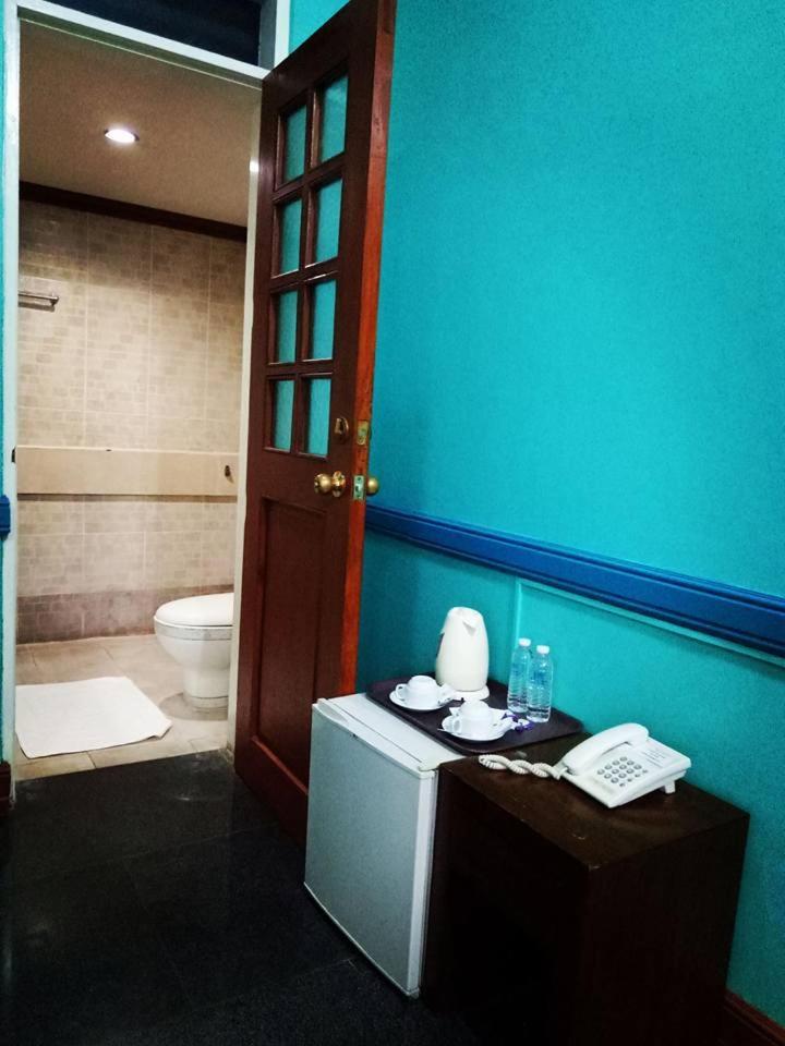 Villa Jhoana Resort Angono Номер фото