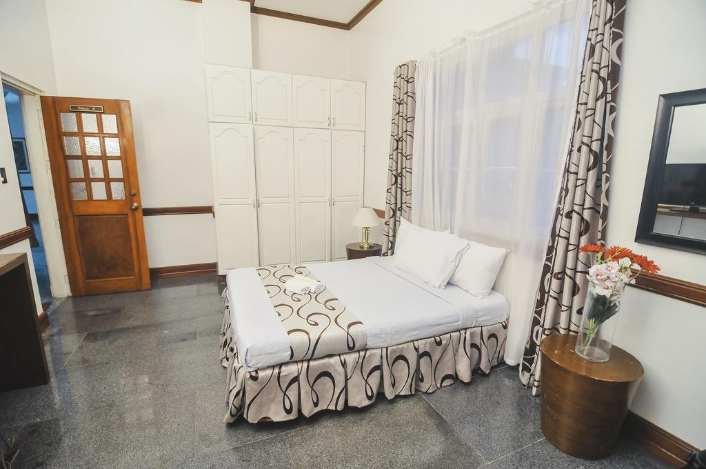 Villa Jhoana Resort Angono Экстерьер фото