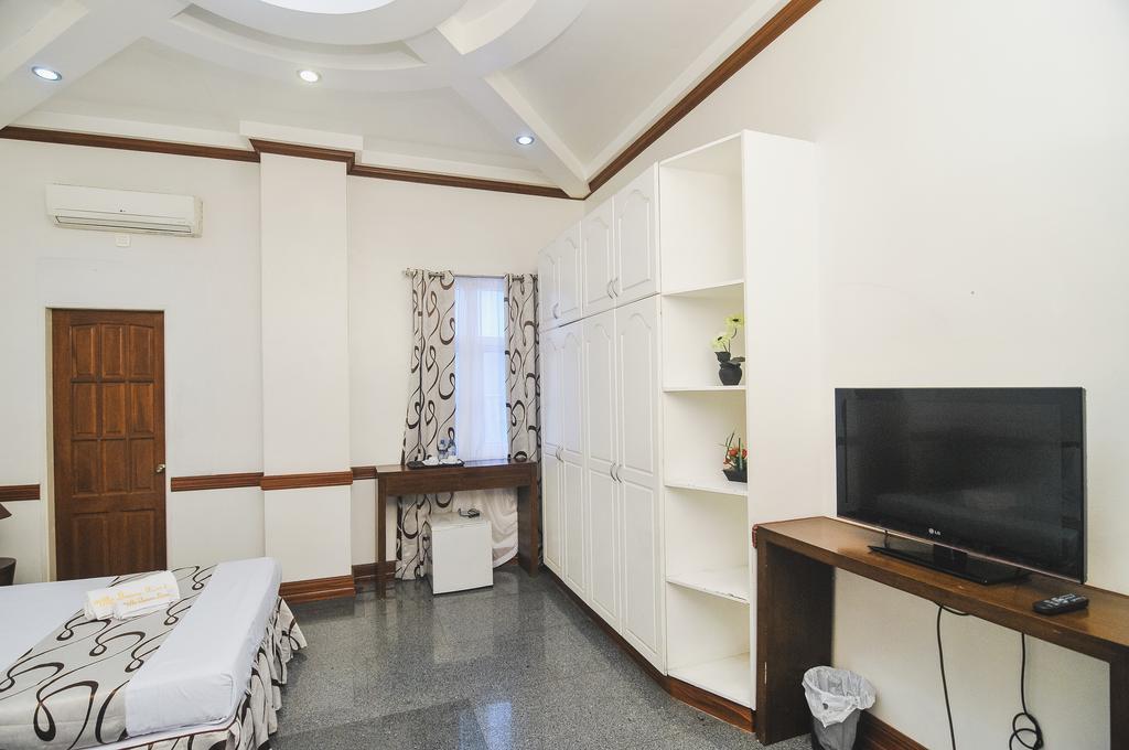 Villa Jhoana Resort Angono Экстерьер фото