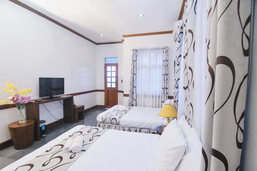 Villa Jhoana Resort Angono Экстерьер фото