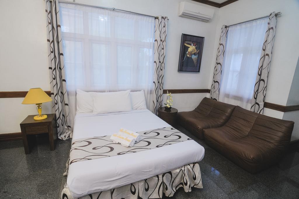Villa Jhoana Resort Angono Экстерьер фото